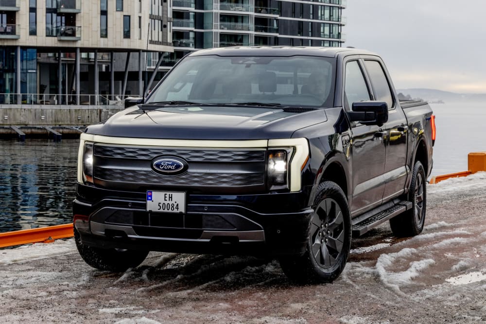 Ford F150 Lightning på kaia